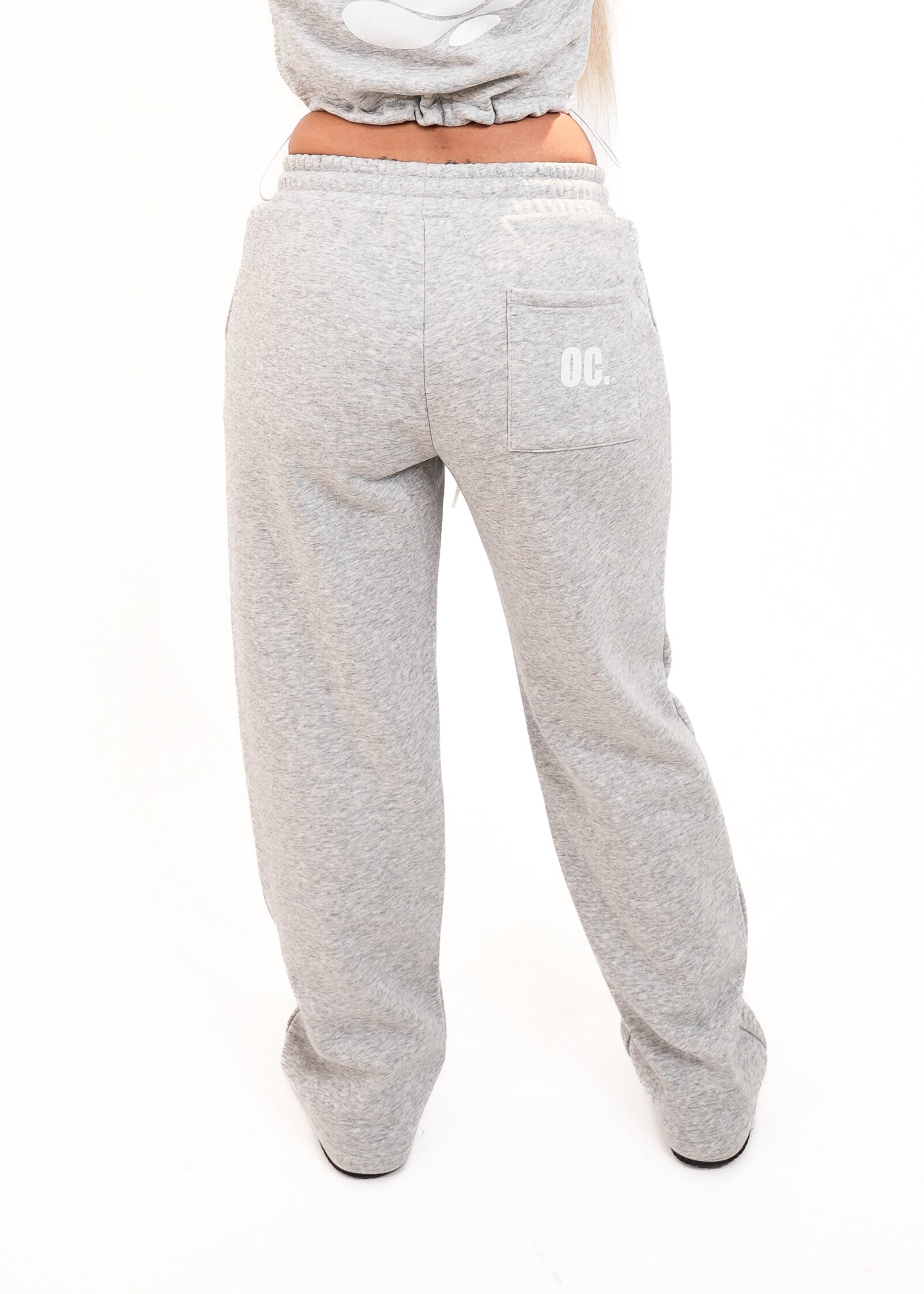 COMFY WITH AURA BOTTOMS